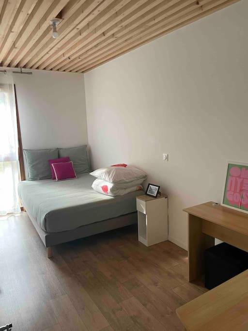 Prego , Cosy Flat Next To Disneylandparis Chanteloup-en-Brie Exterior photo